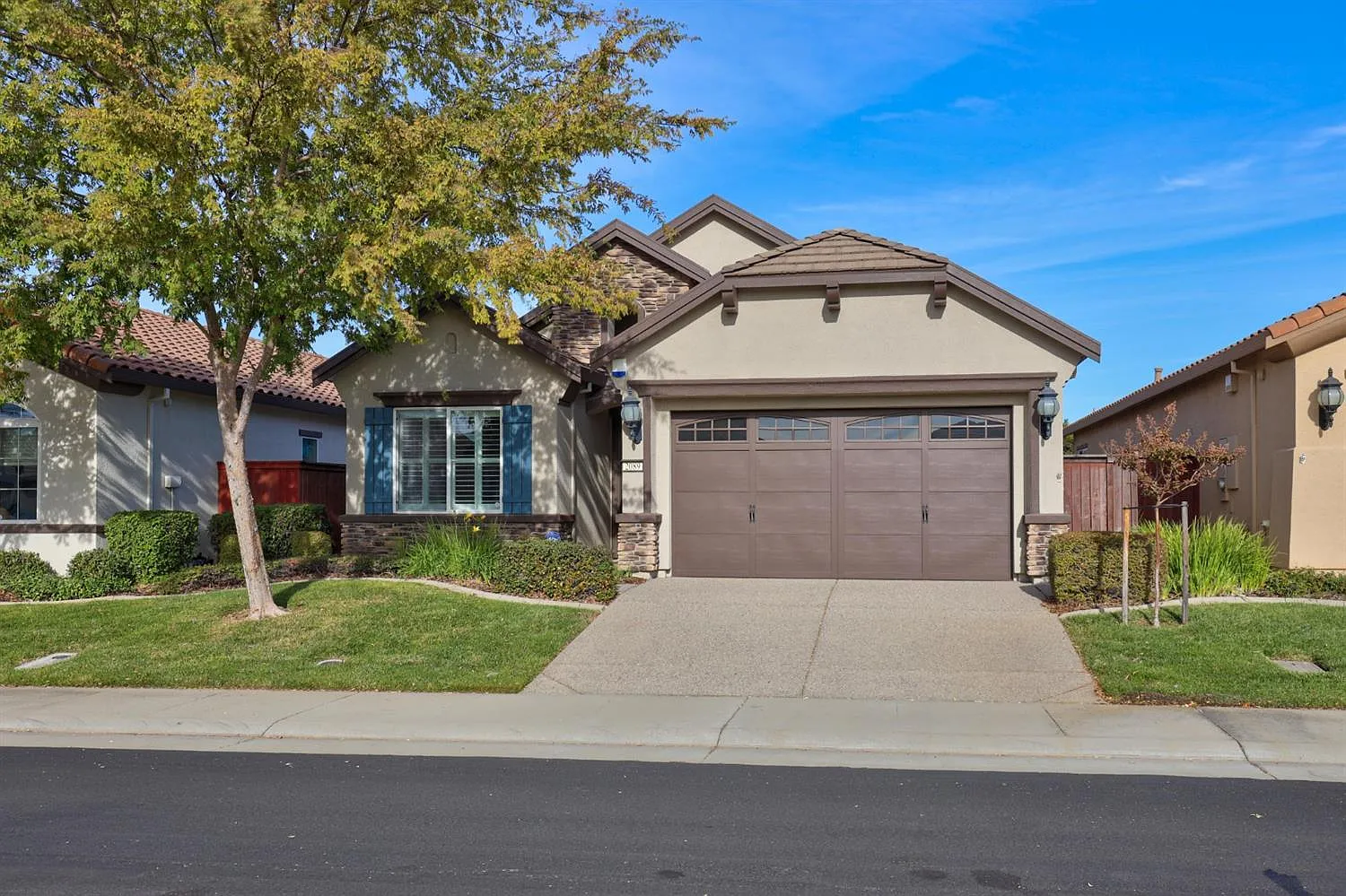 2089 Penstone Loop photo 1