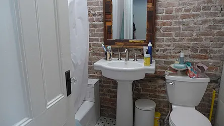 Rented by Garfield Realty 