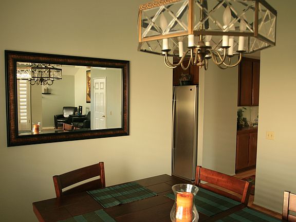 2nd image of 334 Eola Dr