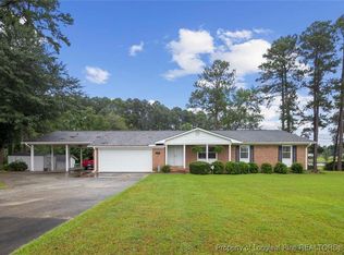 196 Warner Rd, Raeford, NC 28376