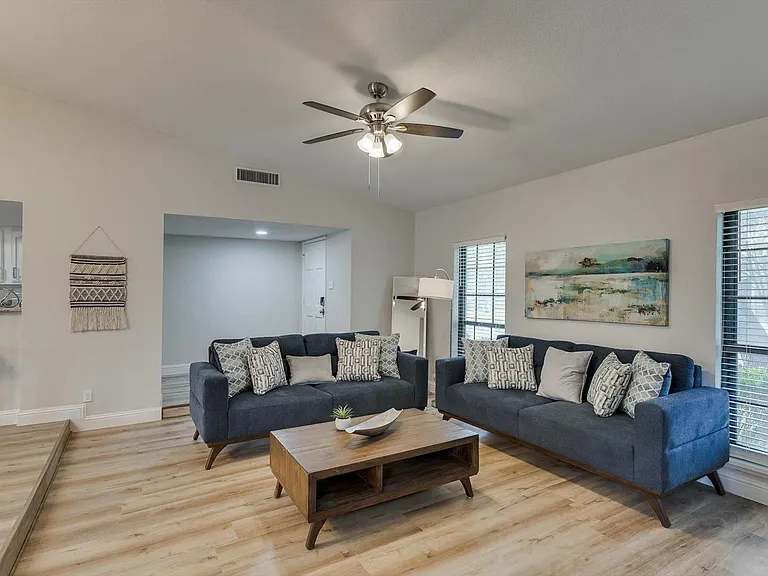 11622 Cotillion Dr — Photo 8