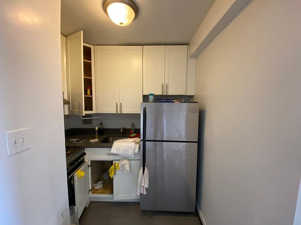 1st image of 91-31 Lamont Ave #B3