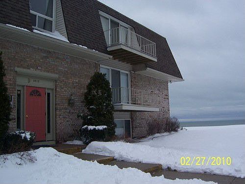 1st image of 3612 Lakeshore Dr APT D5