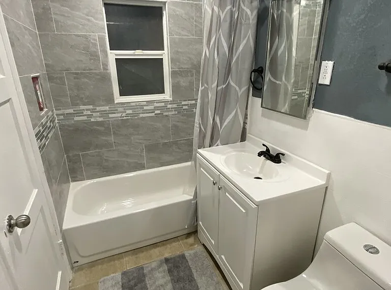 235 W Robertson Rd — Photo 11