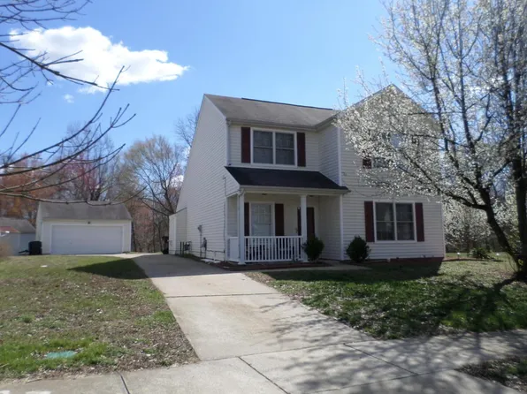 6302 Maravian Dr, Louisville, KY 40258
