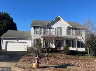 64 Walnut Farms Pkwy, Fredericksburg, VA 22405