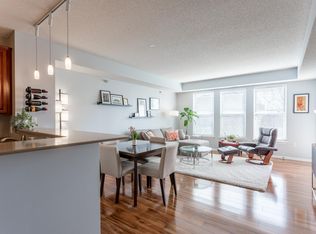 545 N 1st St APT 403, Minneapolis, MN 55401