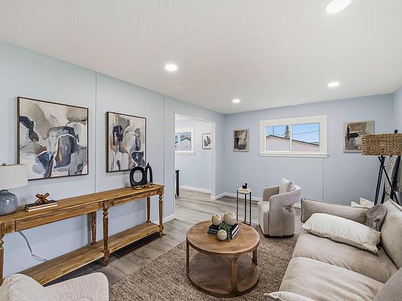 5th image of 3161 Smeltzer Rd