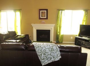 1637 Linden St, Lemoore, CA 93245