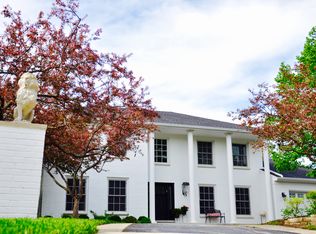1907 Keats Ln, Highland Park, IL