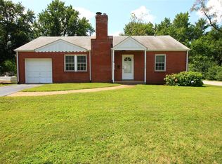 1320 Washington St, Florissant, MO 63033