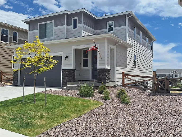 5741 Mammoth Ln — Photo 2