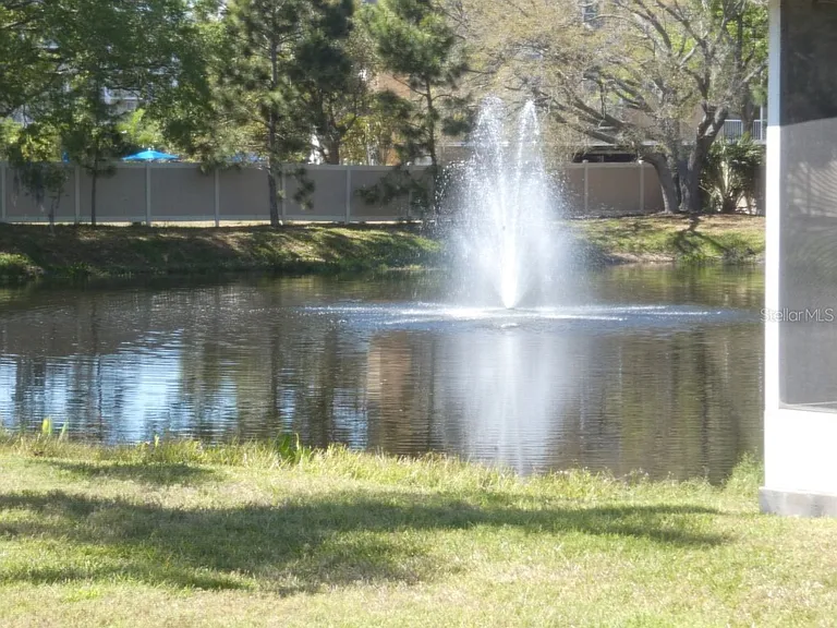 1050 Starkey Rd #405 — Photo 4
