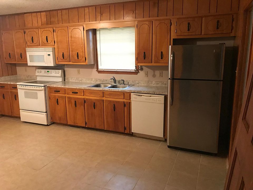 Kitchen( all appliances)