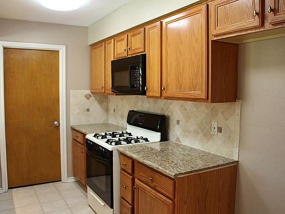 5th image of 2522 Kings Court Dr