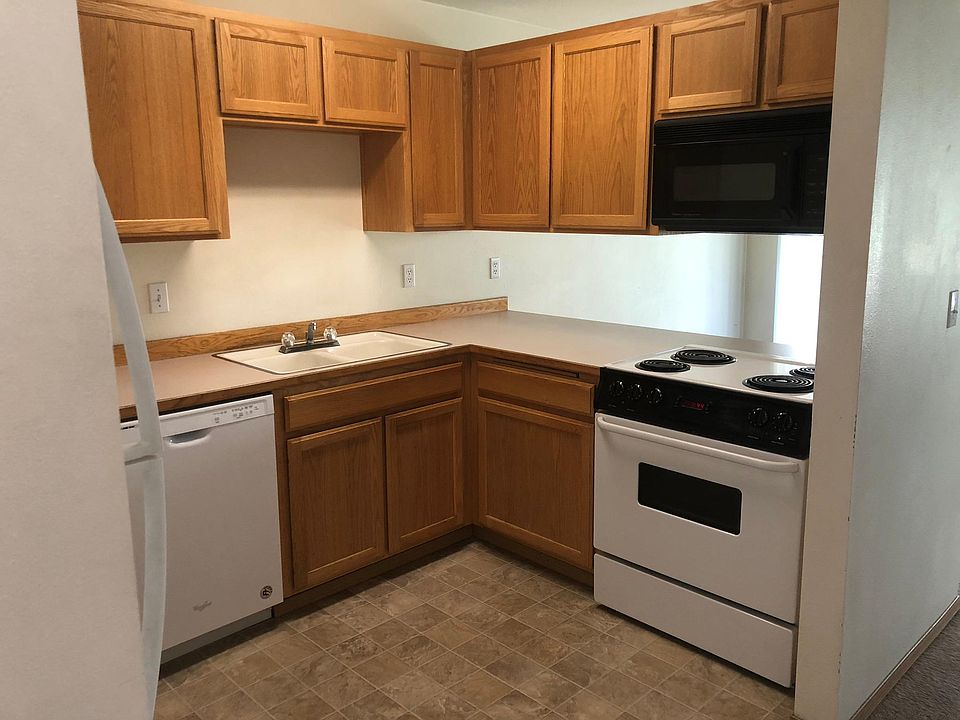1st image of 5475 Glenridge Way