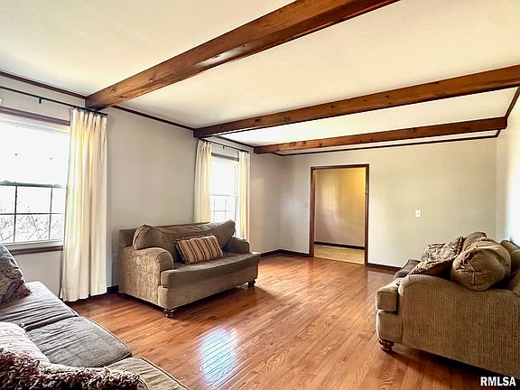 5th image of 1613 Sandusky Rd