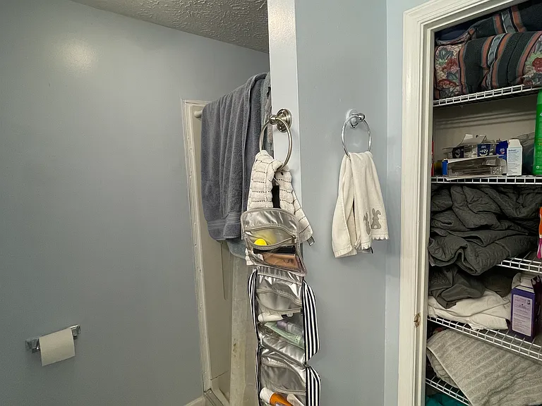 4215 Dunwood Ter — Photo 17