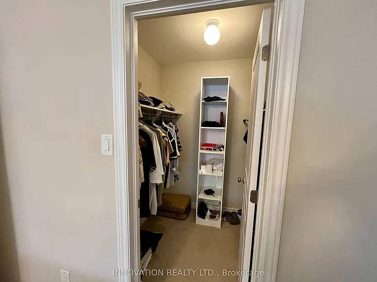 222 Dolce Cres — Photo 26