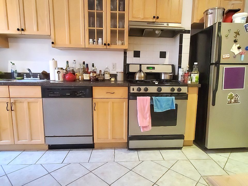 1st image of 134 Sutherland Rd APT 2