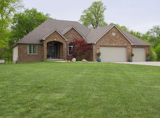 17664 Garrett Cir, Council Bluffs, IA 51503