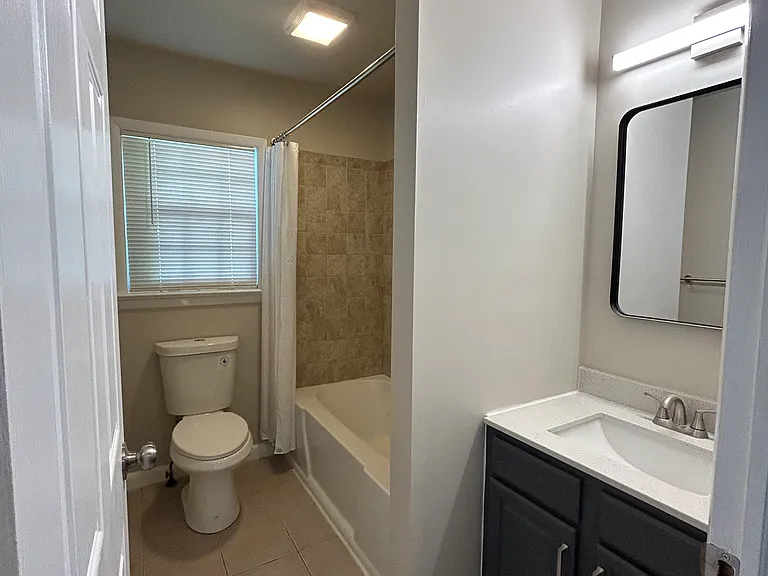 630 Wallace St — Photo 21