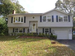 10 Pigeon Rd, Woburn, MA 01801