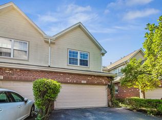 565 Goodwin Dr, Bolingbrook, IL 60440