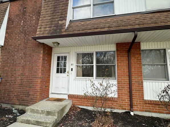 35 Russell Street APT 27, Griswold, CT 06351