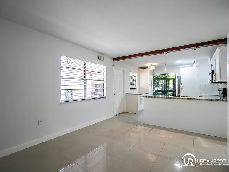 3265 Virginia St #1 — Photo 15