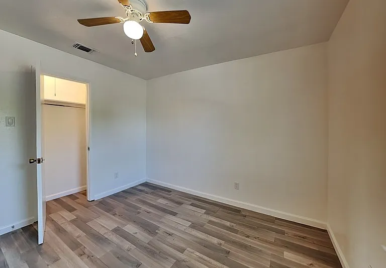 7624 Oak Garden Trl — Photo 15