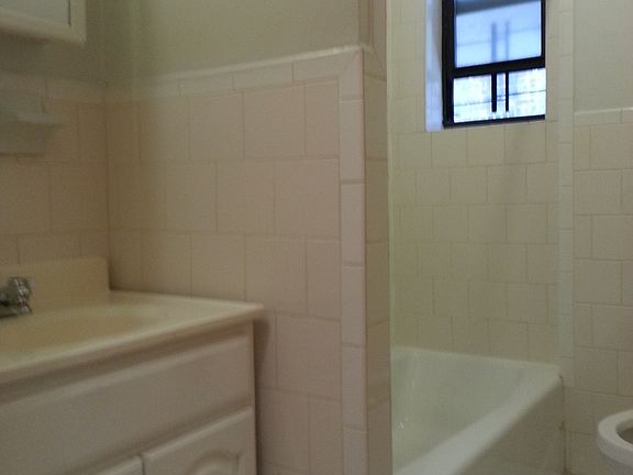 5th image of 603 Isham St APT 4h