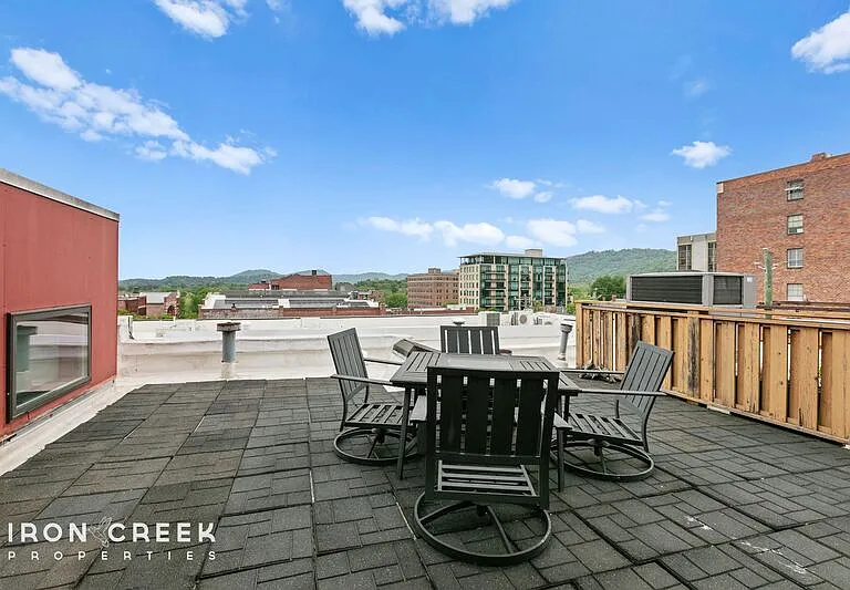 32 Broadway St #320 — Photo 24