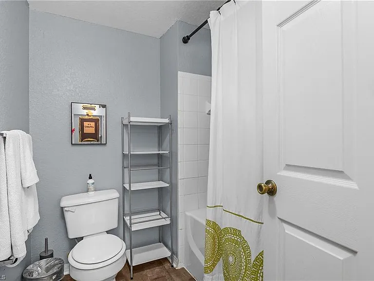 23500 Walden Center Dr #303 — Photo 21