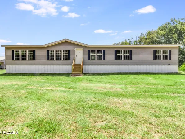 217 Leger Rd, Rayne, LA 70578