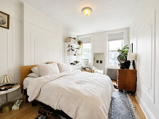 Bedroom, photo 1