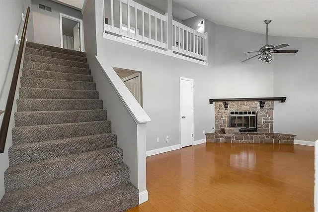 3 bed, 1490 sqft, $2,000 — Photo 1