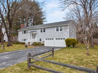 16 Bellwood Way, Framingham, MA 01701