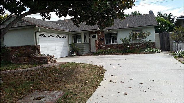 1st image of 2874 Santez Dr