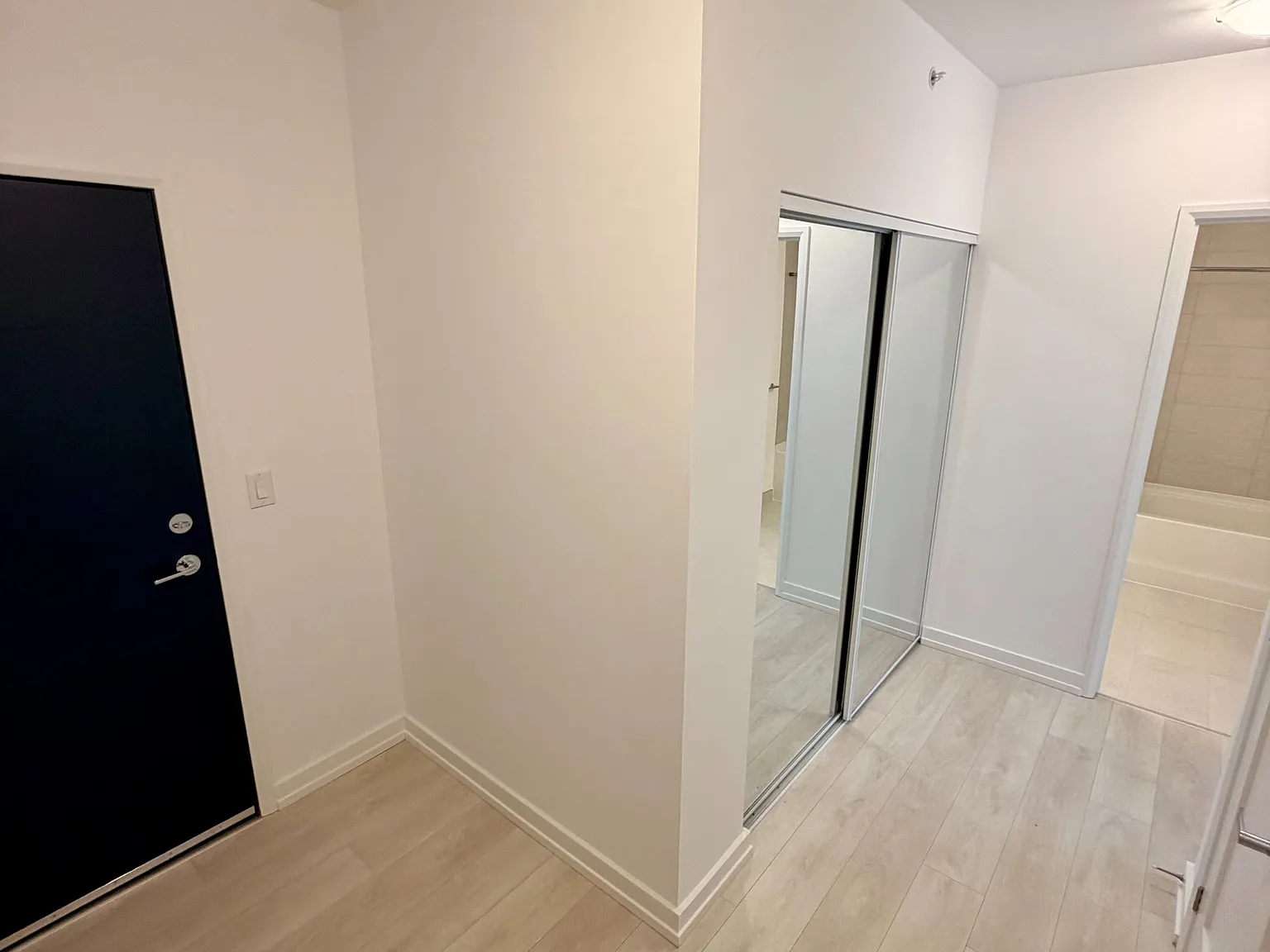 2 bed, $2,100 — Photo 3