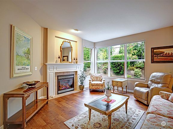 5th image of 7213 Centerville Court #1001