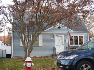 64 Bergen Ave, Haskell, NJ 07420