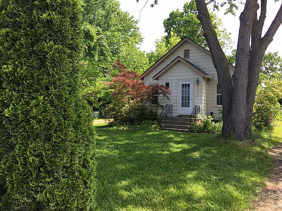 2nd image of 566 Kuehnle Ave