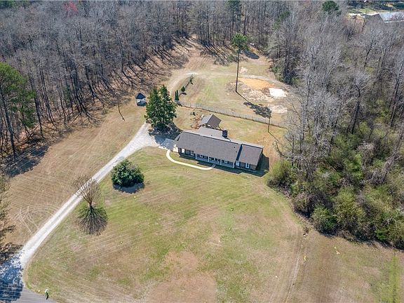 4th image of 16216 Wesley Chapel Rd