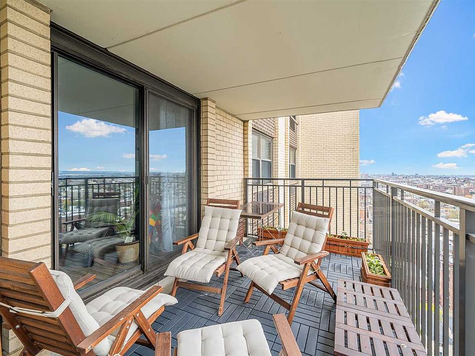 1st image of 7855 Boulevard East #23H