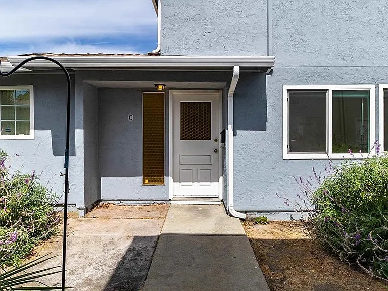 1064 Mohr Ln #C — Photo 17