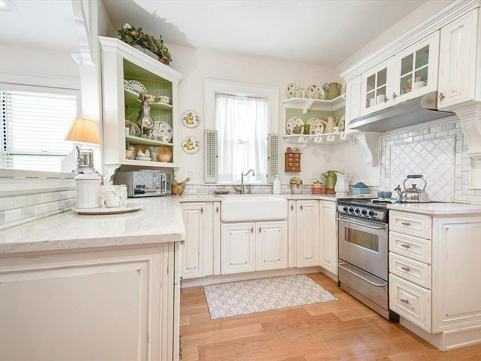 7117 Maple Ave, Cincinnati, OH 45243 Zillow