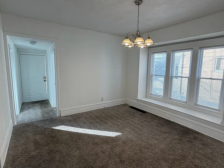 15307 Holmes Ave — Photo 13