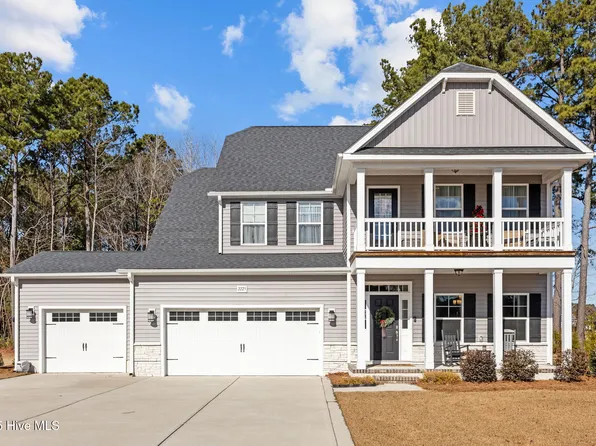 2225 Three Oaks Drive, Greenville, NC 27858