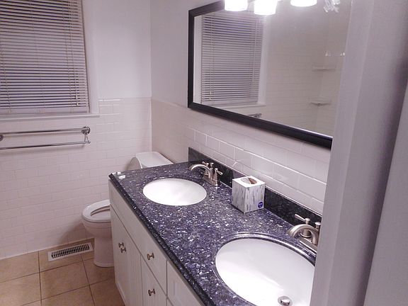 2nd image of 105 Jefferys Dr